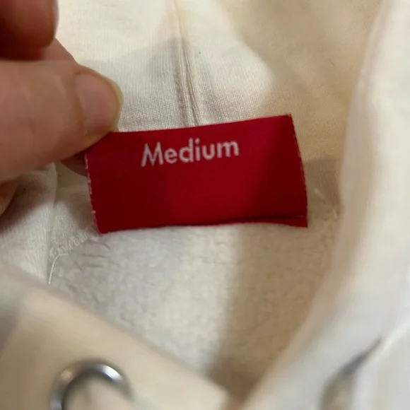 Supreme hoodie with teeth gems - Picture 4 of 5